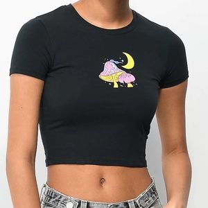 aLab Medium Mushroom and Moon Shirt - Crop Top